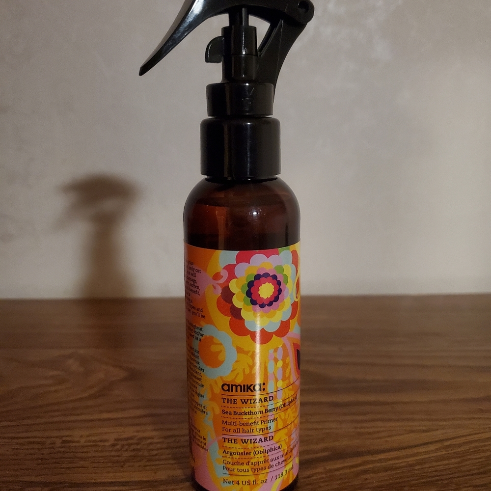 Amika The Wizard Primer Spray